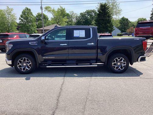 2022 GMC Sierra 1500 SLT