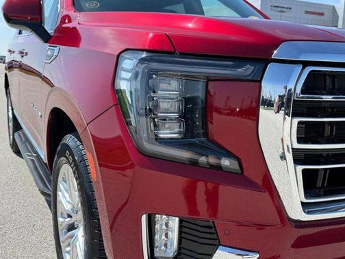 2022 GMC Yukon SLT