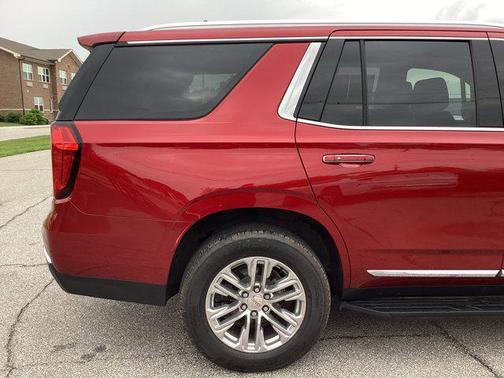 2022 GMC Yukon SLT