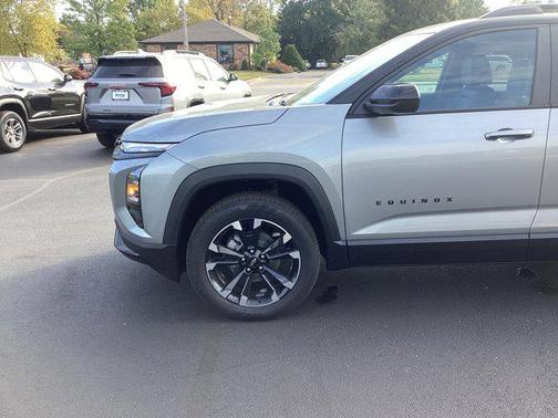 2026 Chevrolet Equinox FWD RS