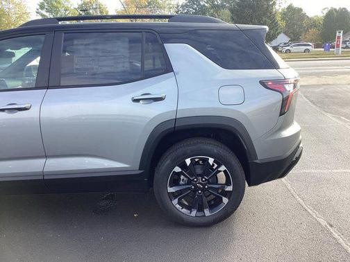 2026 Chevrolet Equinox FWD RS