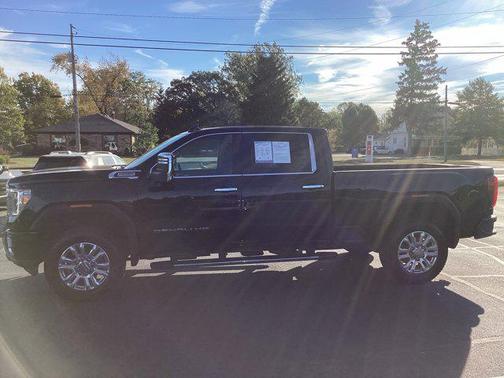 2023 GMC Sierra 2500 Denali
