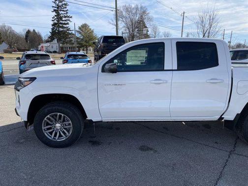 2025 Chevrolet Colorado WT