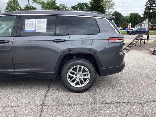 2021 Jeep Grand Cherokee L Laredo