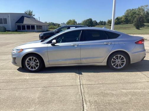 2020 Ford Fusion Hybrid SE