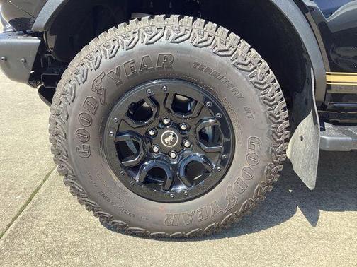 Shadow Black 2022 Ford Bronco Wildtrak