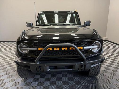 Shadow Black 2022 Ford Bronco Wildtrak