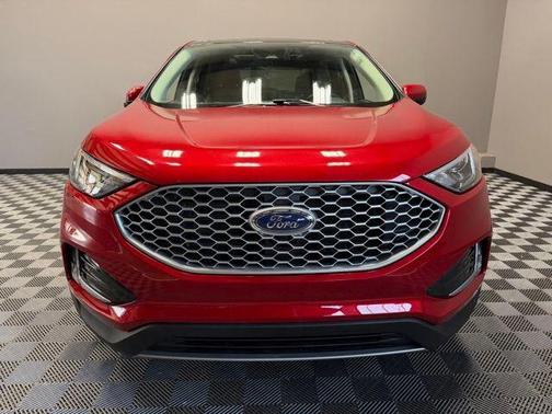 Rapid Red Metallic Tinted Clearcoat 2024 Ford Edge SEL