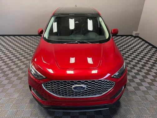 Rapid Red Metallic Tinted Clearcoat 2024 Ford Edge SEL