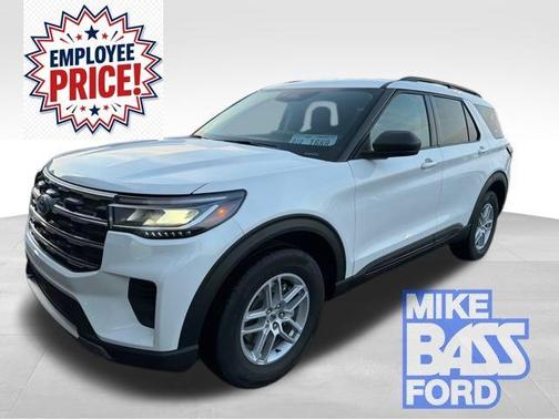 White Metallic 2026 Ford Explorer Active