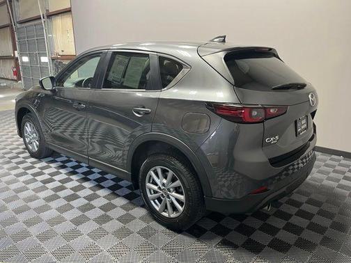 2022 Mazda CX-5 2.5 S Preferred Package