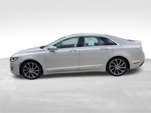 Pearl Metallic 2019 Lincoln MKZ Reserve I