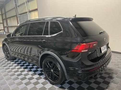 2022 Volkswagen Tiguan 2.0T SE R-Line Black