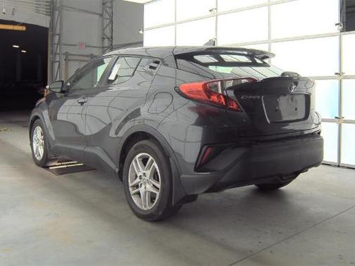 2021 Toyota C-HR LE