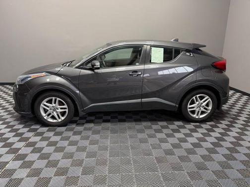 2021 Toyota C-HR LE