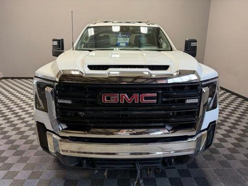 Summit White 2024 GMC Sierra 2500 Pro