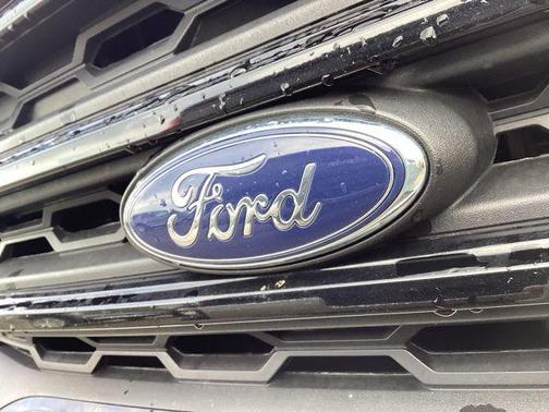 Diamond White 2022 Ford EcoSport SES