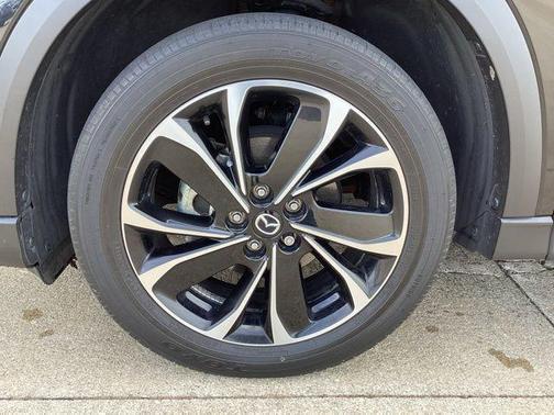 Jet Black Mica 2023 Mazda CX-5 2.5 S Premium