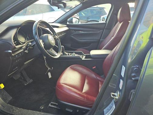 2024 Mazda Mazda3 2.5 S Carbon Edition