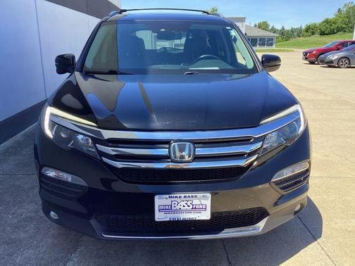 Crystal Black Pearl 2016 Honda Pilot Touring