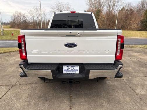 White Metallic 2026 Ford F-350 Lariat Super Duty