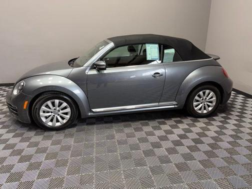 2018 Volkswagen Beetle 2.0T S