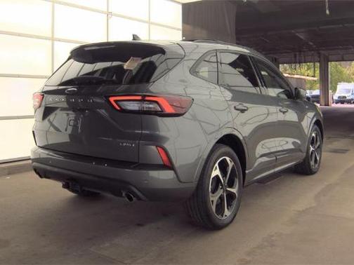 Carbonized Gray Metallic 2023 Ford Escape ST-Line Select