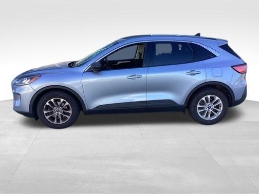 Ice Blue 2022 Ford Escape SE
