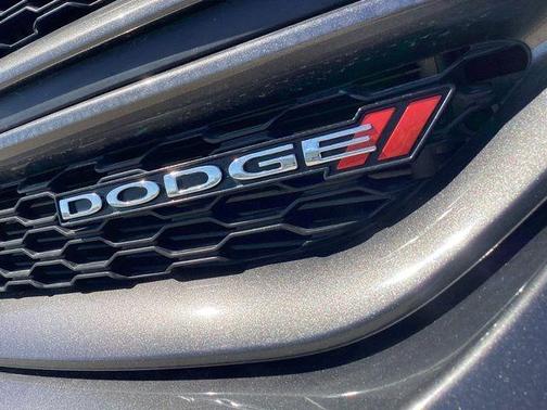 Granite Pearlcoat 2018 Dodge Journey GT