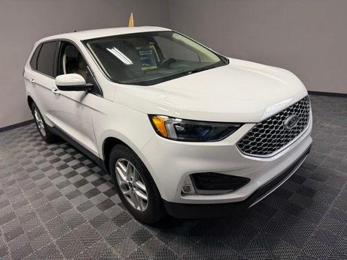 Oxford White 2023 Ford Edge SEL