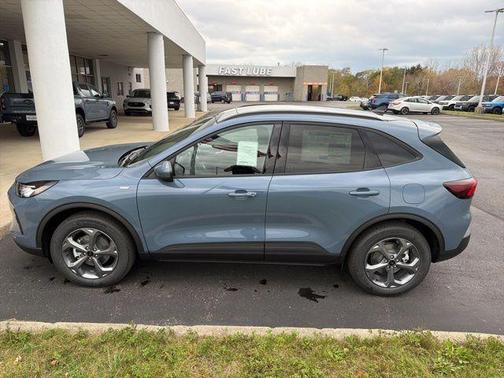 2026 Ford Escape ST-Line Select