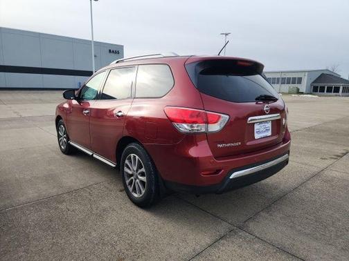 2014 Nissan Pathfinder SV