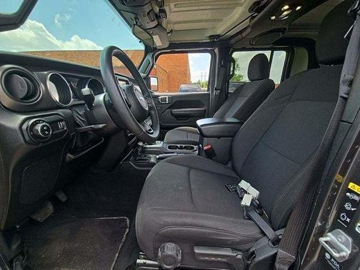 2023 Jeep Gladiator Sport