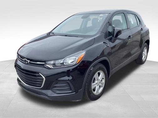 Black Metallic 2019 Chevrolet Trax LS
