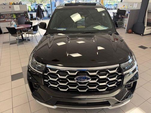 Agate Black Metallic 2025 Ford Explorer Platinum