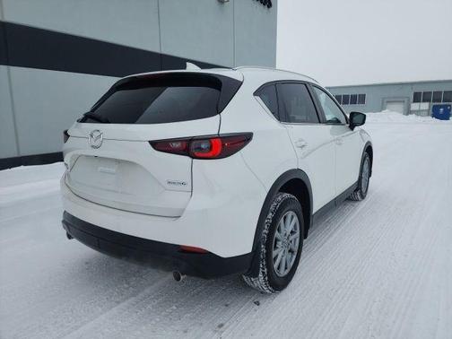 2023 Mazda CX-5 2.5 S Preferred Package