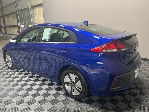 2022 Hyundai IONIQ Hybrid Blue