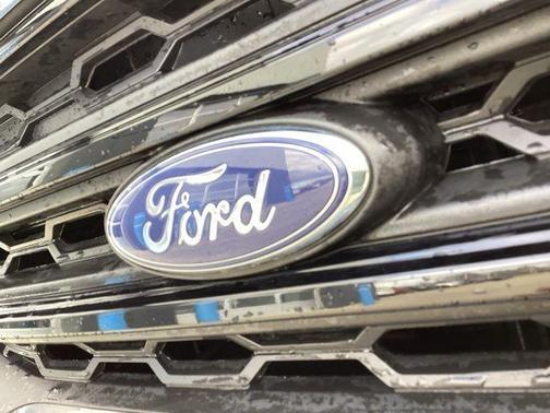 2022 Ford EcoSport SES