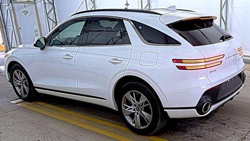 Uyuni White 2025 Genesis GV70 3.5T Sport