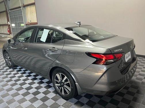 2024 Nissan Versa 1.6 SV
