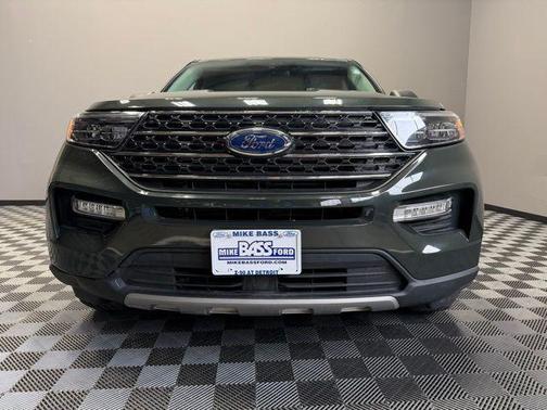 Forged Green Metallic 2022 Ford Explorer XLT