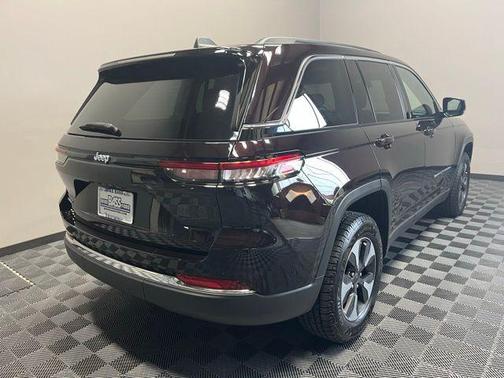 2022 Jeep Grand Cherokee 4xe Base