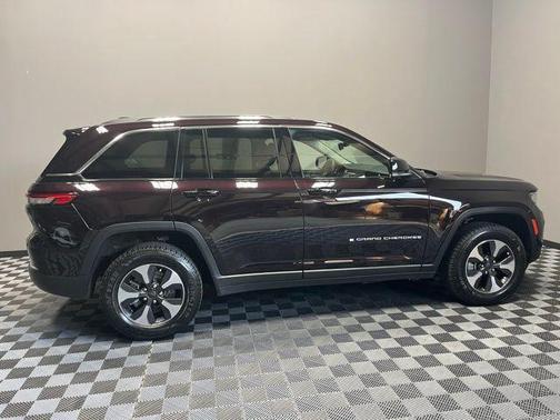 2022 Jeep Grand Cherokee 4xe Base
