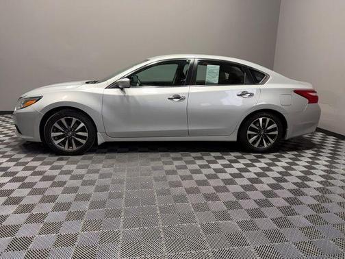 2017 Nissan Altima 2.5 SV