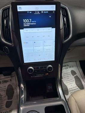 2021 Ford Edge Titanium