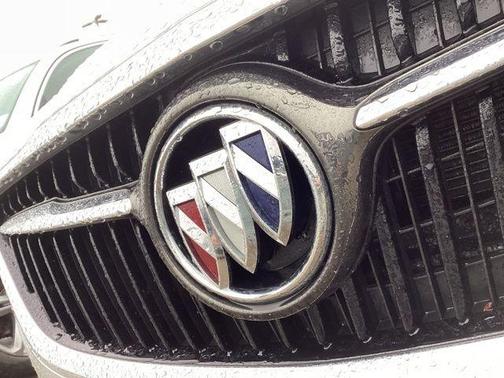 2017 Buick LaCrosse Essence