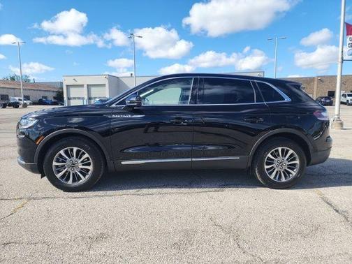 2022 Lincoln Nautilus Reserve