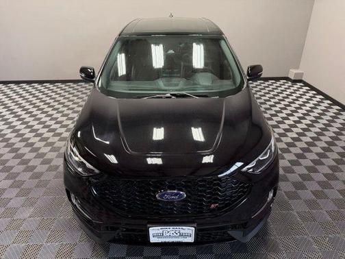 Agate Black Metallic 2022 Ford Edge ST