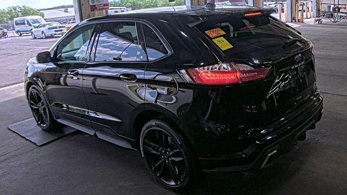 Agate Black Metallic 2022 Ford Edge ST