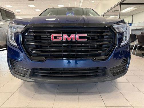 Marine Metallic 2023 GMC Terrain SLE